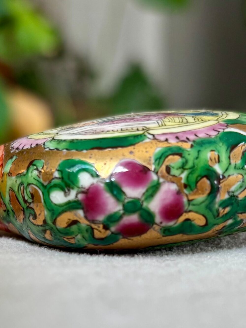 Antique Chinese Famille Rose Snuff Bottle - Picture 3 of 14